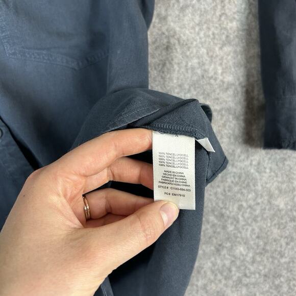 Anthropologie Cloth & Stone Button Up Shirt Medium Oversized Frayed Trim Blue - Picture 6 of 9